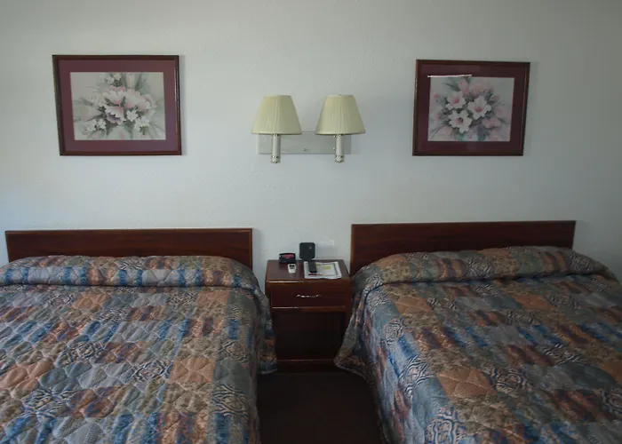 Yellowstone River Inn