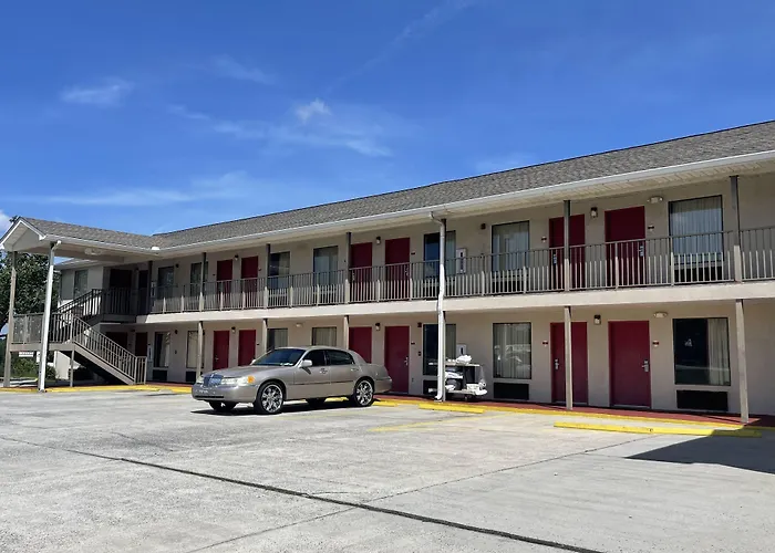 Oyo Hotel East Macon I-75