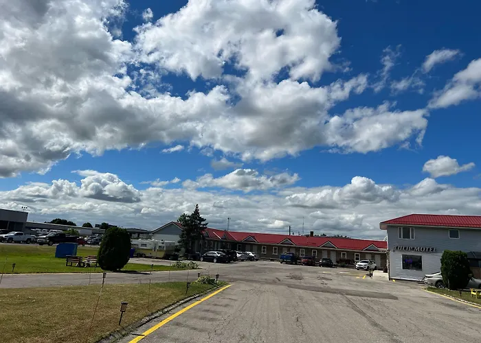 Tulip Motel