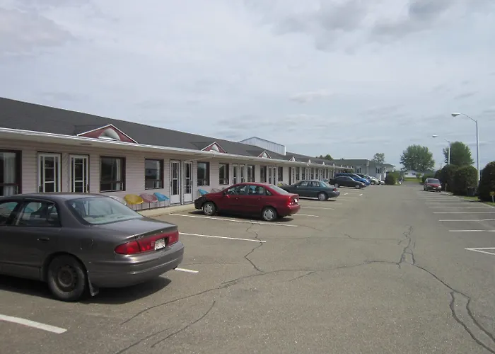 Travelodge By Wyndham Grand Falls