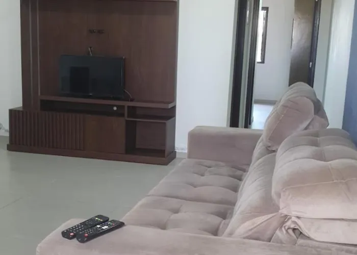 Casa 70mt2 Mobiliada Centro Gaivota 400mt do Mar Wifi TV Smart