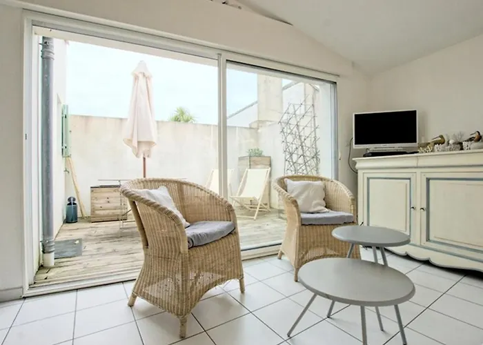 Appartement Avec Terrasse Au Port D'Ars-En-Re, Wi-Fi Gratuit