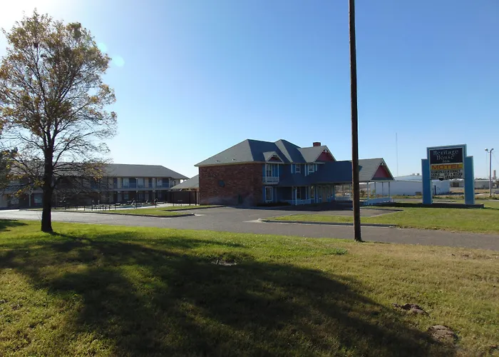 Heritage House Inn
