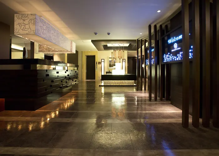 Hotel And Spa Lotus Modern (Adults Only)