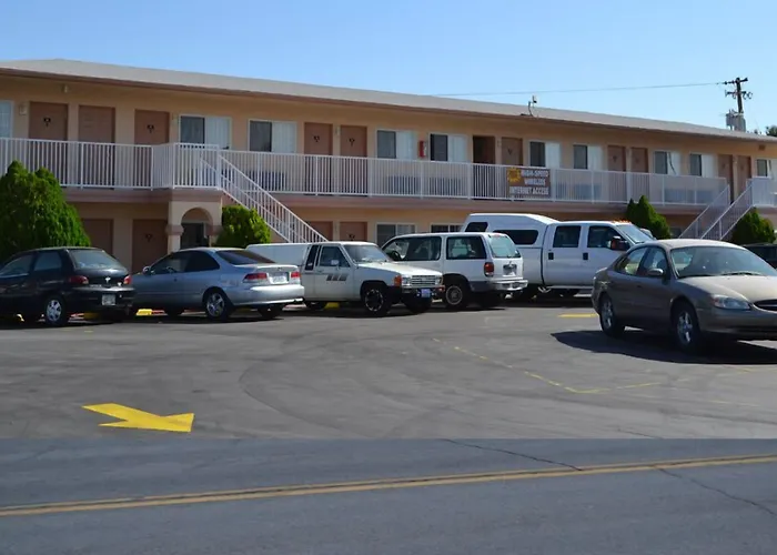 Budget Inn