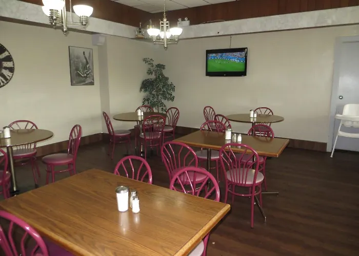 Airport Motor Inn