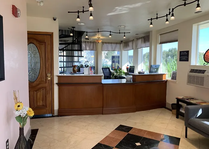 Airport Inn