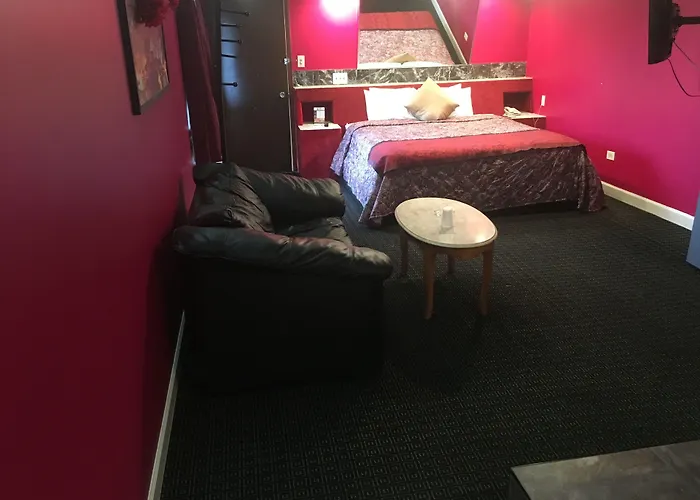 Midway Inn & Suites