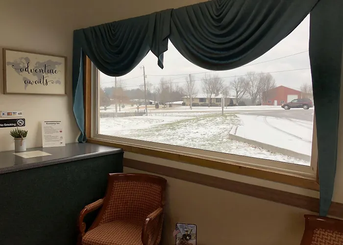 Economy Inn Bloomington