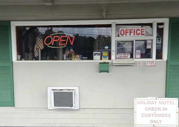 Holiday Motel By Belvilla Cleveland, Tn