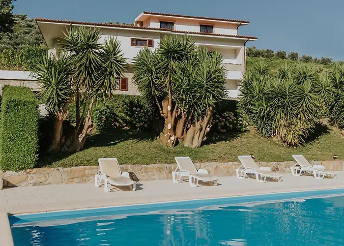 Jerónimos Garden&Pool Villas