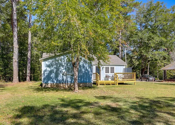 10 Mi To Tennessee River: Blue Willow-Themed Home