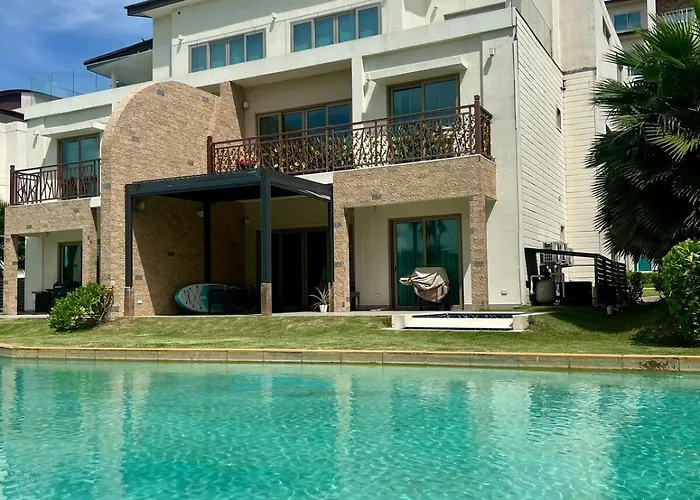 Seconds To The Beach First Floor Villa With Terrace In Playa Escondida No Stairs No Elevators