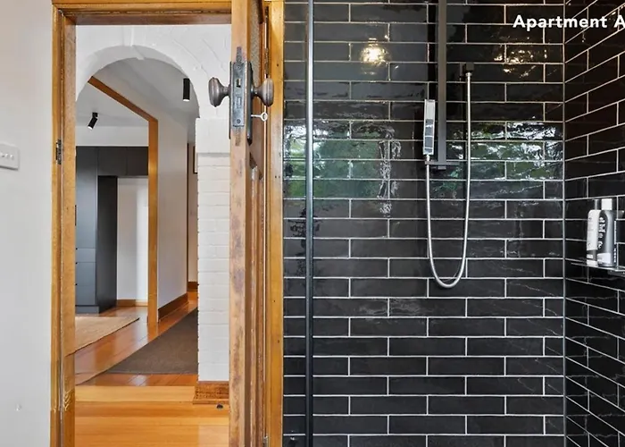 Renovated 1930S Apartment Near Salamanca