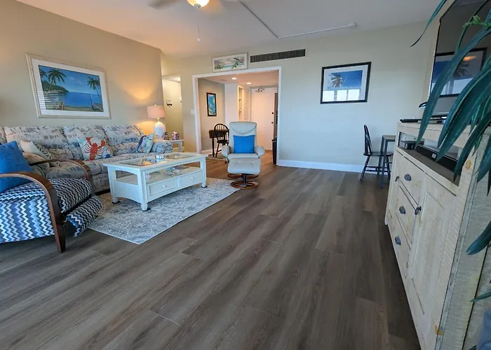 Beachfront Condo, Ocean Views, Near Patrick Sfb