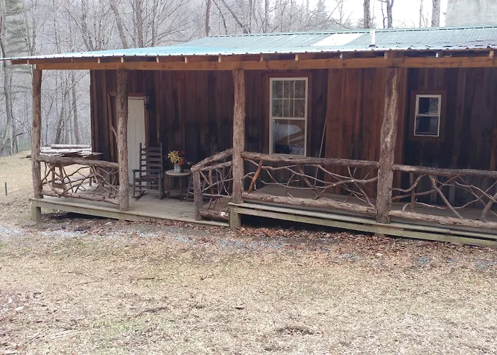 Arrowmont Stables & Cabins