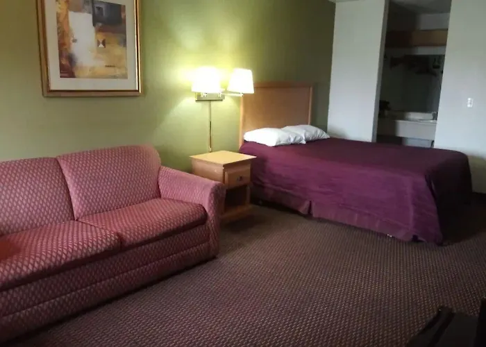 Centralia Inn