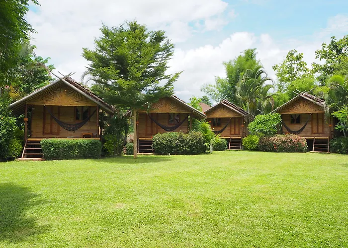 Pai Country Hut