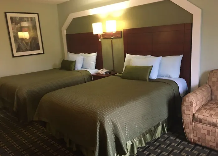 Excellent Inn & Suites