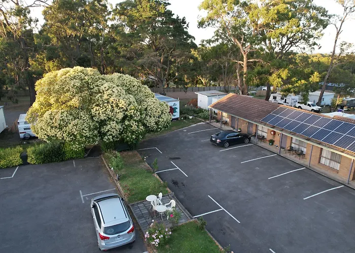 Woodmans Hill Motel