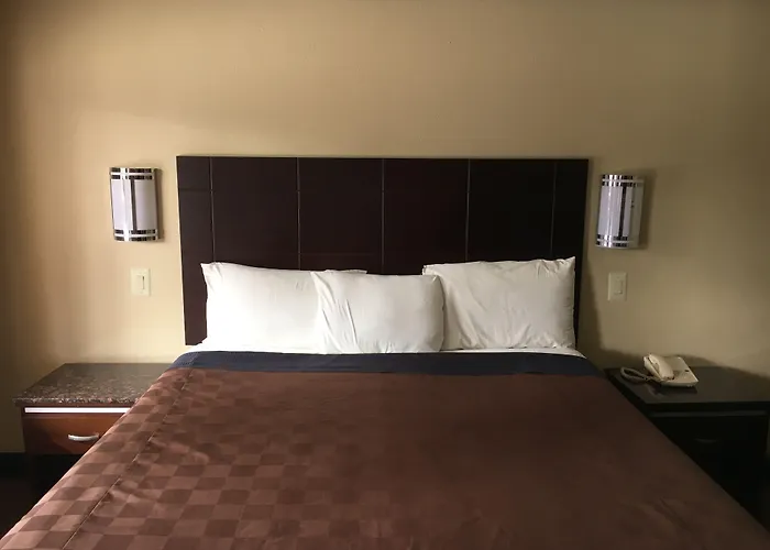 Del Amo Inn