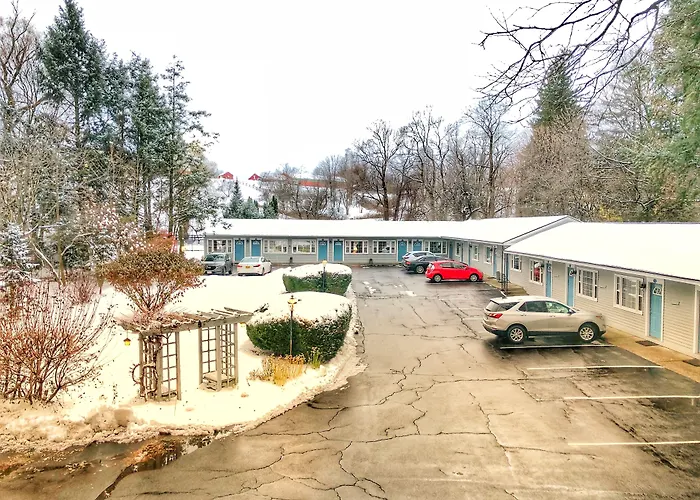 Maple Terrace