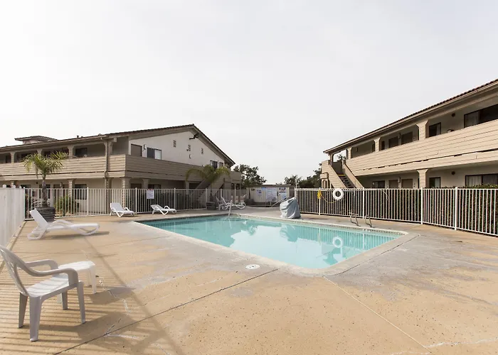 Days Inn By Wyndham Arroyo Grande Pismo Beach