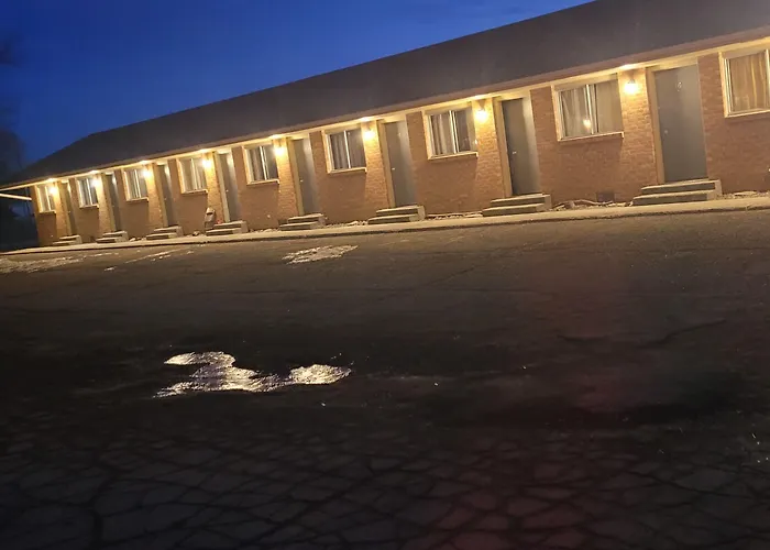 Tops Motel