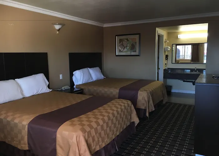 Hacienda Inn
