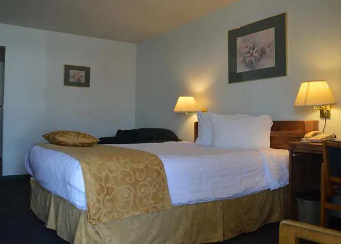 Circle 5 Motel