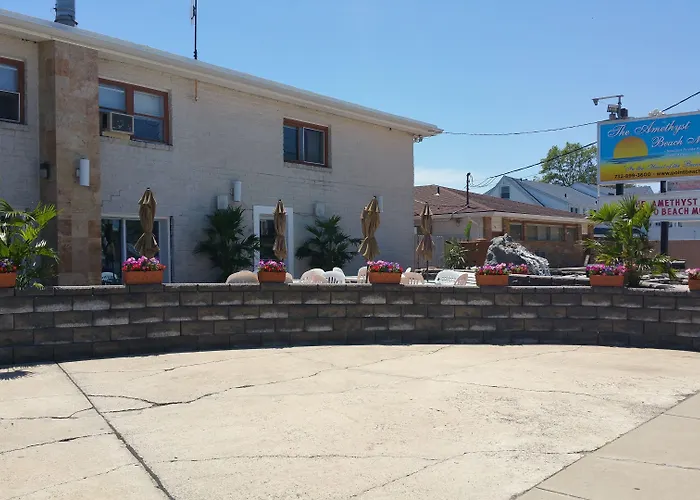 The Amethyst Beach Motel