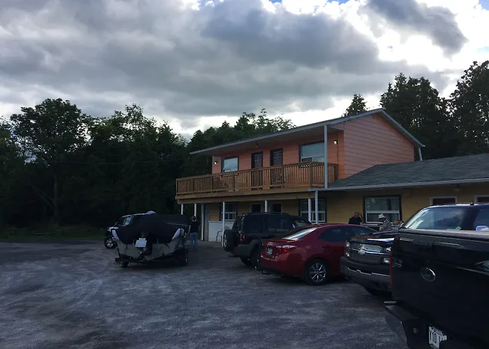 Cobourg Inn