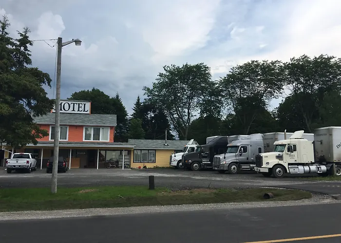 Cobourg Inn