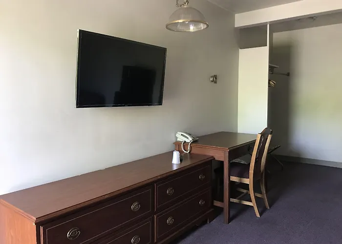 Allenwood Motel