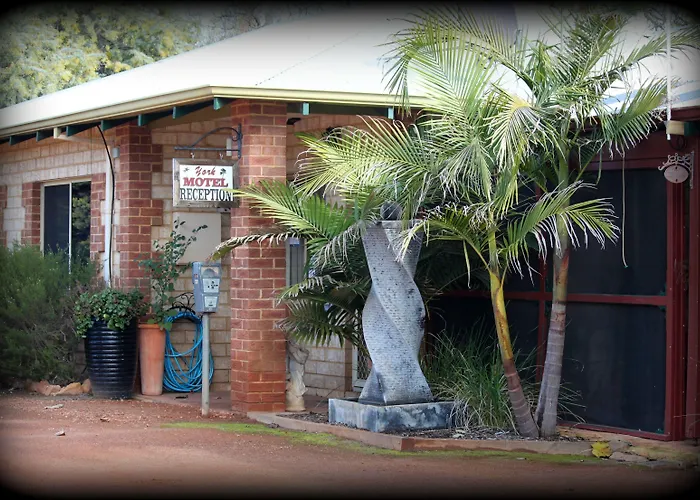 York'S Boutique Motel