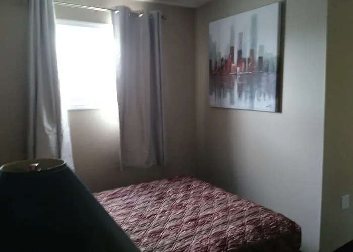 Aries Motel