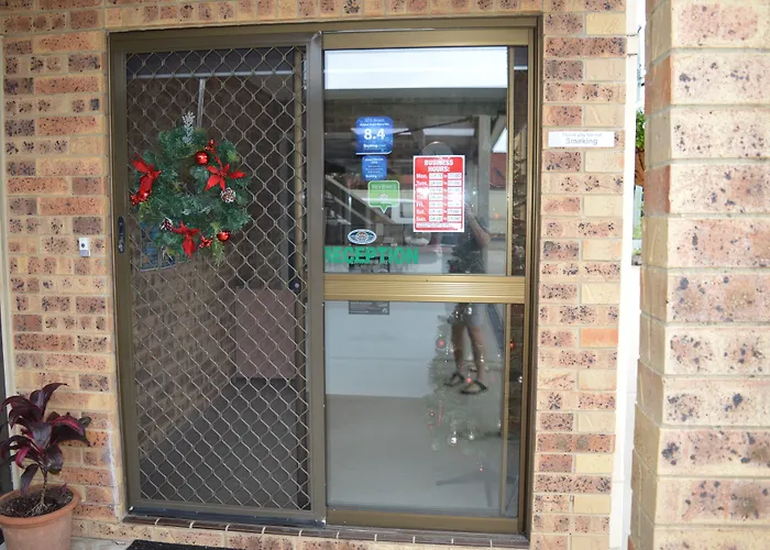 Golden Beach Motor Inn, Caloundra