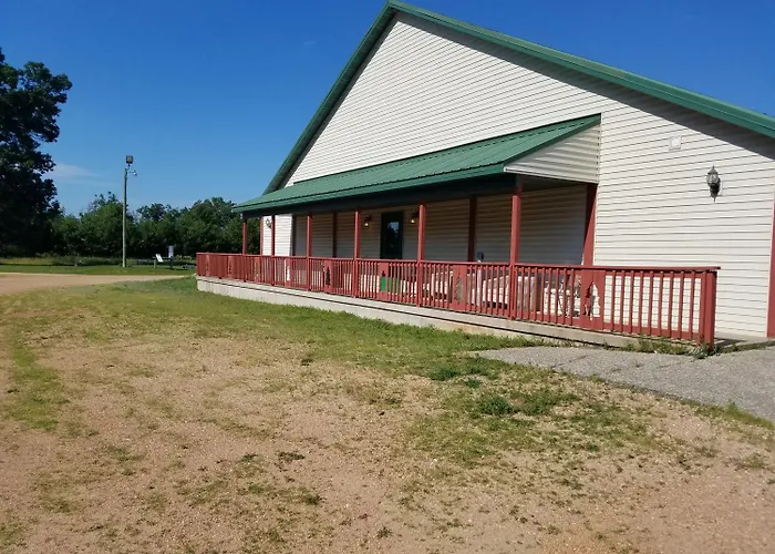 Inn Of The Pines