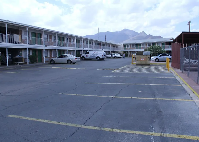 Super Lodge Motel El Paso