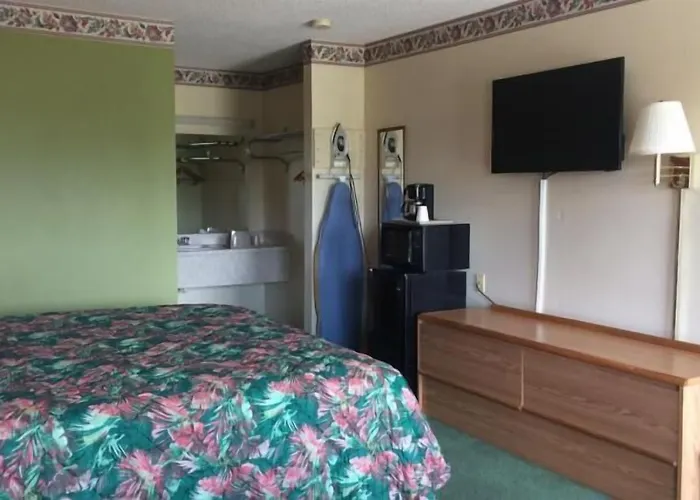 Western Motel - Camilla