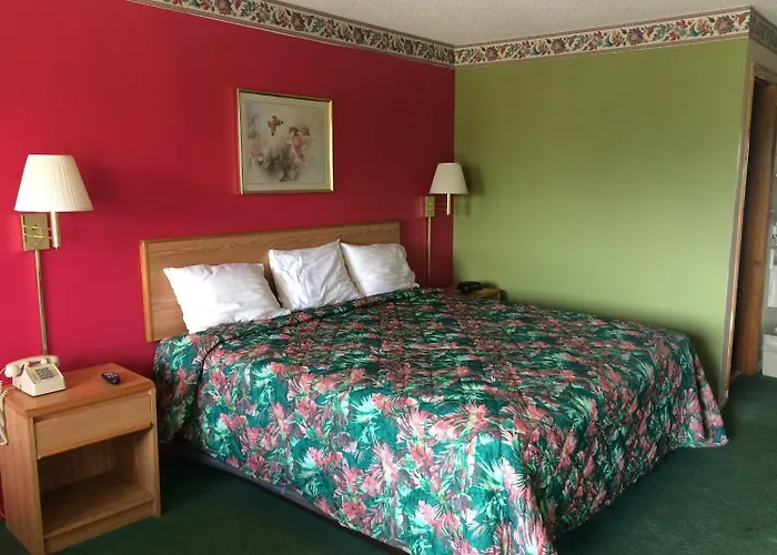 Western Motel - Camilla