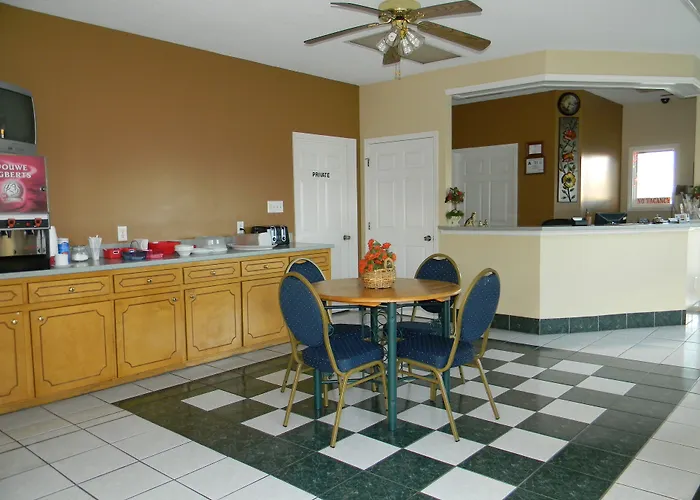 Fairfax Motel