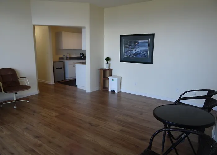 Gibralter Rock Ocean View B&B
