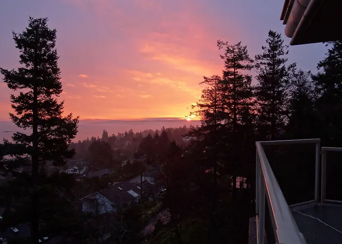 Gibralter Rock Ocean View B&B
