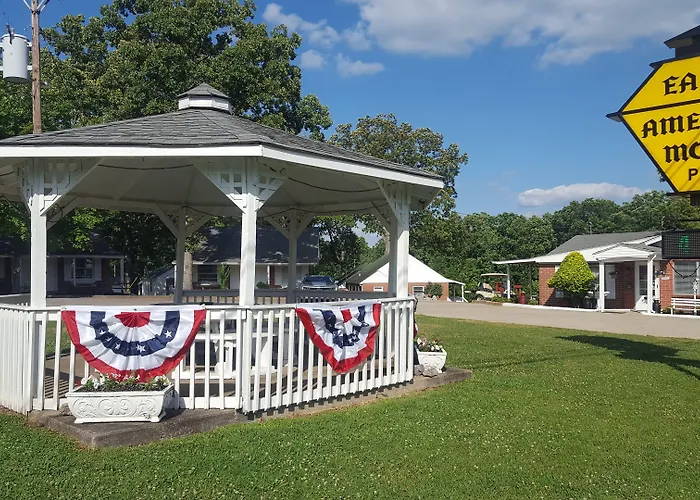 Early American Motel