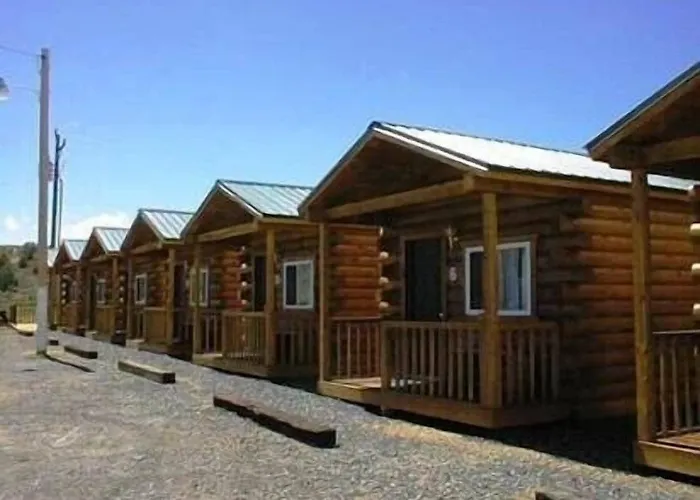 Bryce Gateway Inn & Cabins