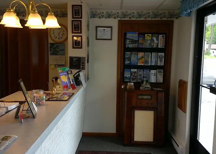 Brentwood Motor Inn