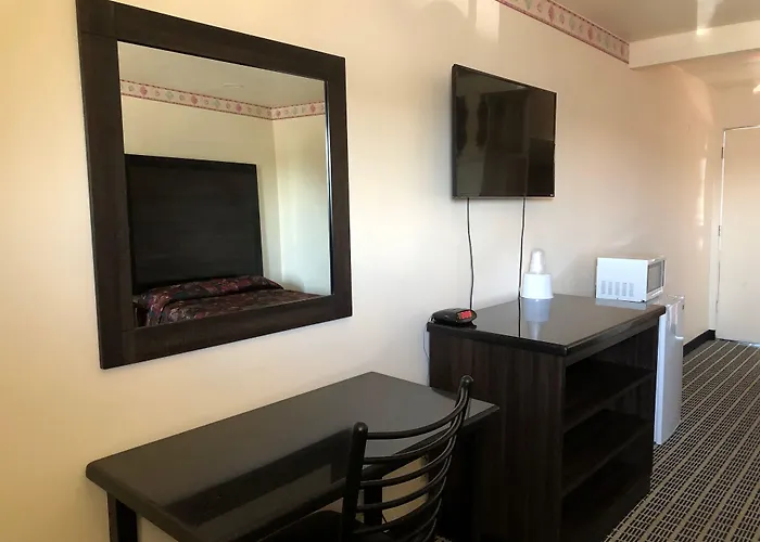 Economy Inn Fresno Yosemite "'Newly Remodeled"'