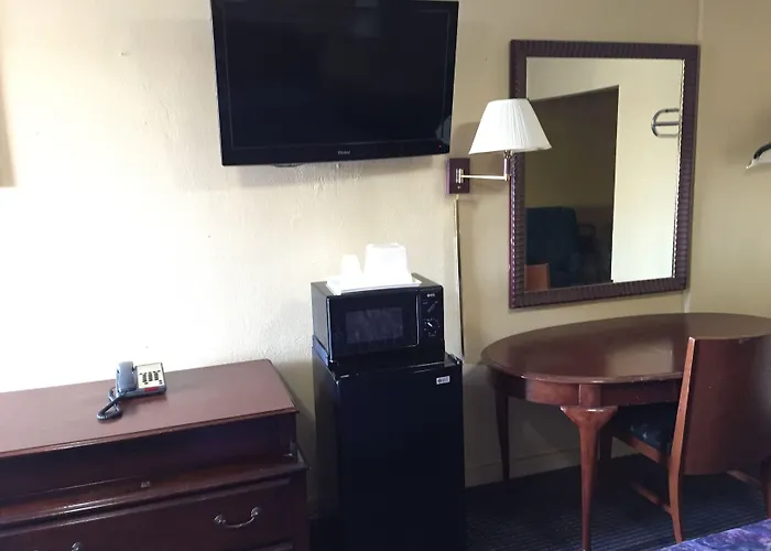 Aloha Inn Mcallen Airport Near Medical Center Tx