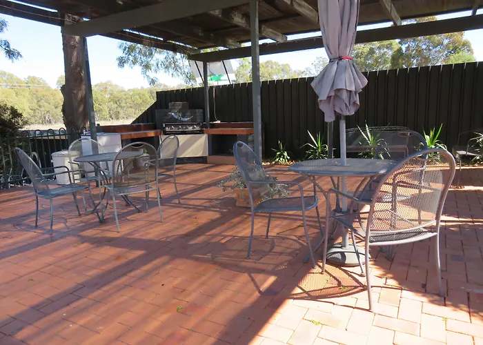 Bishops Lodge Narrandera